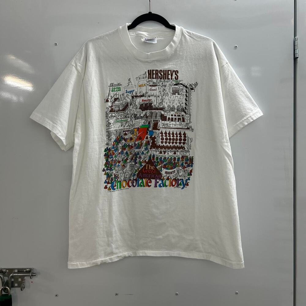 VTG 90s Hershey's Chocolate Factory cotton T-shirt
